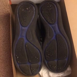 Nike Shoes - Nike Free RN Flyknit 2017 Nike Shoes - Nike Free RN Flyknit 2017